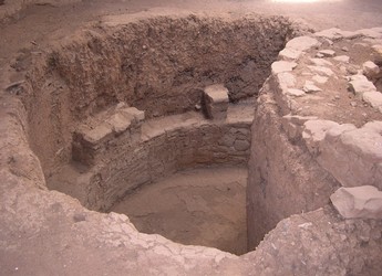 Mesa Verde Sun Point Pueblo pit house excavation